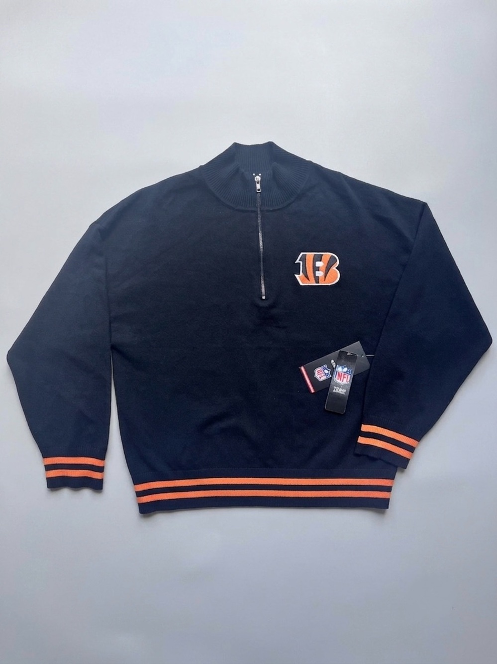 NFL team apparel Cincinnati Bengals women’s black 1/4 zip sweater XL NWT